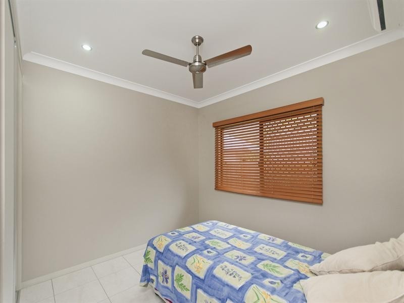 30 Lockyer Crescent, Bentley Park QLD 4869