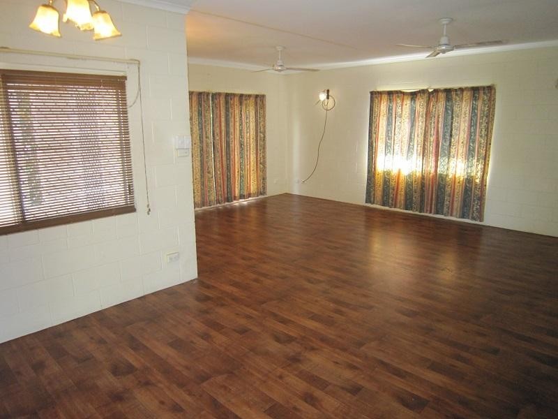 34 Tryal Street, Bentley Park QLD 4869