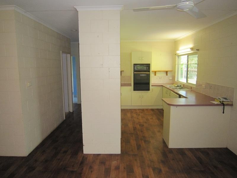 34 Tryal Street, Bentley Park QLD 4869
