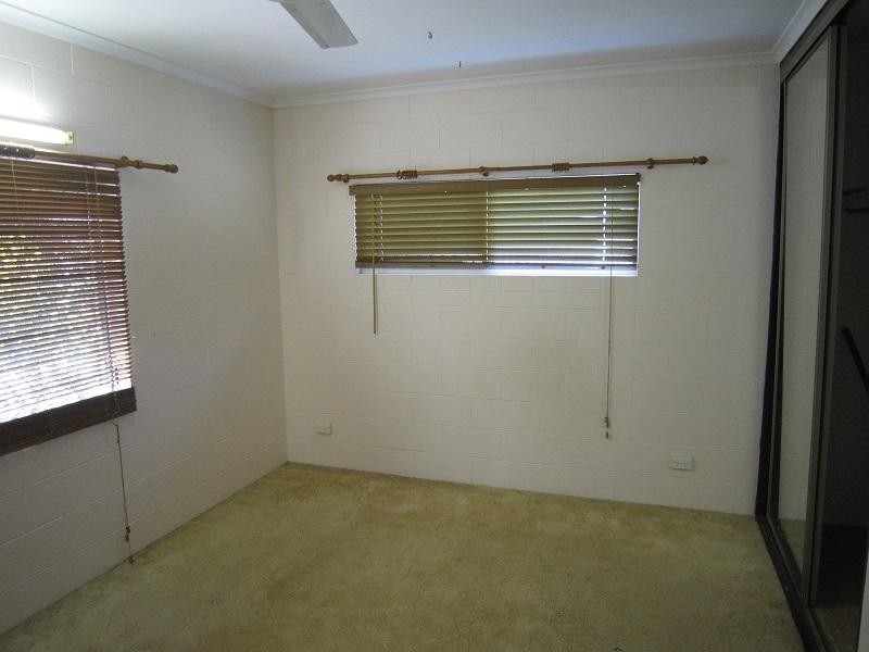 34 Tryal Street, Bentley Park QLD 4869