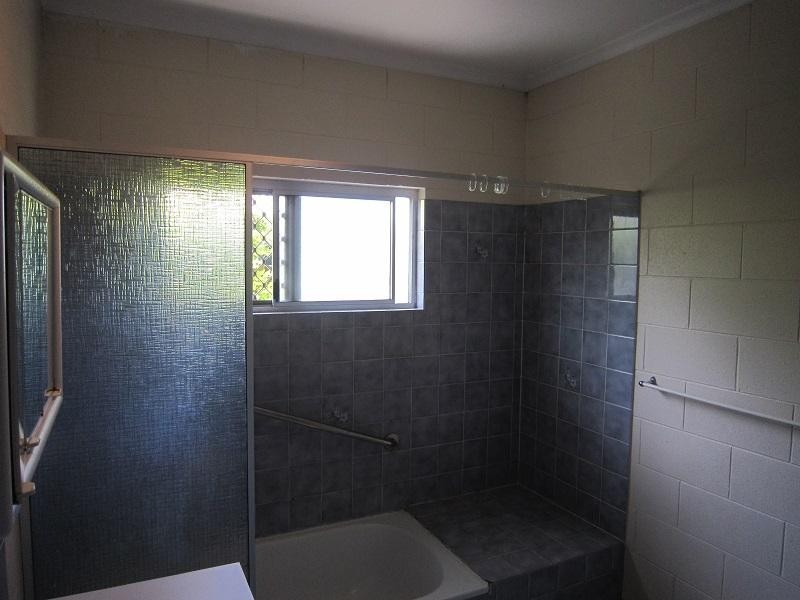 34 Tryal Street, Bentley Park QLD 4869