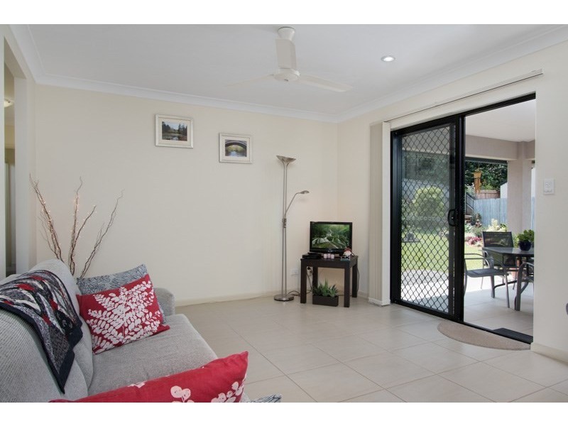 7 Anniebuka Close, Bentley Park QLD 4869