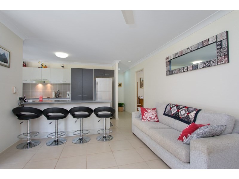 7 Anniebuka Close, Bentley Park QLD 4869