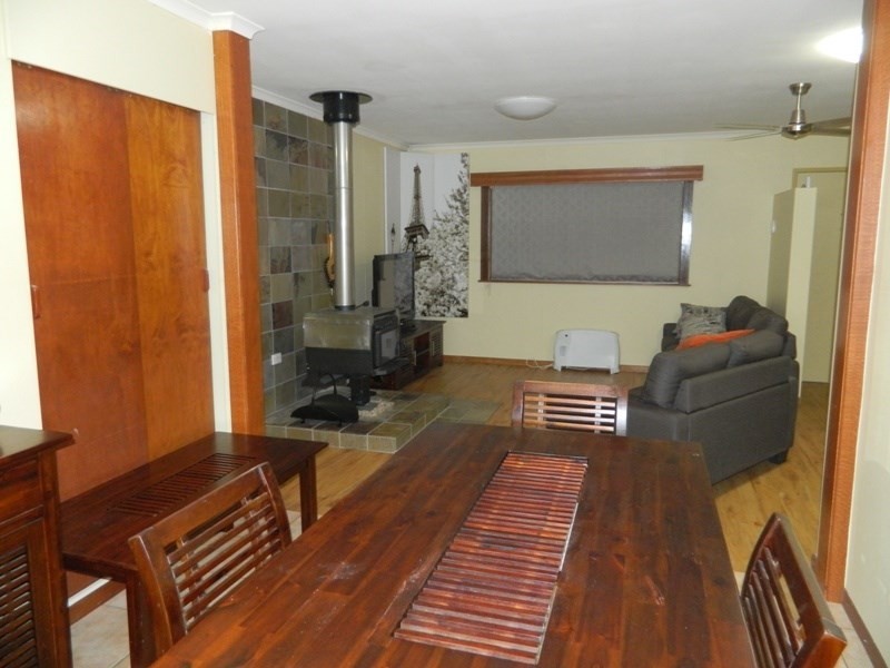 9 Pine Street South, Millaa Millaa QLD 4886