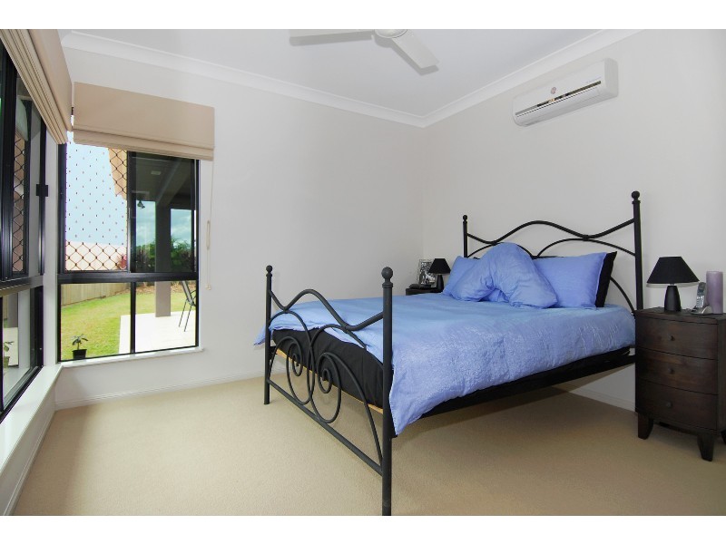 4 Turon Close, Bentley Park QLD 4869