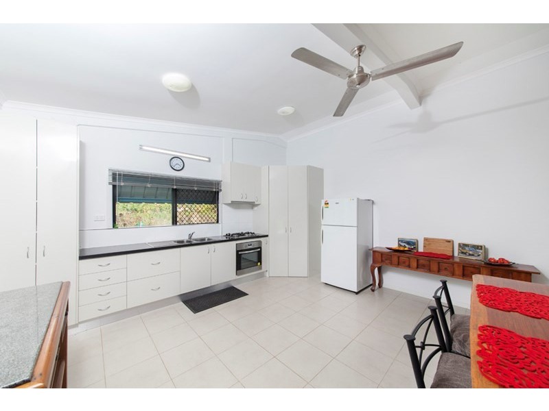 88B Giffin Road, White Rock QLD 4868