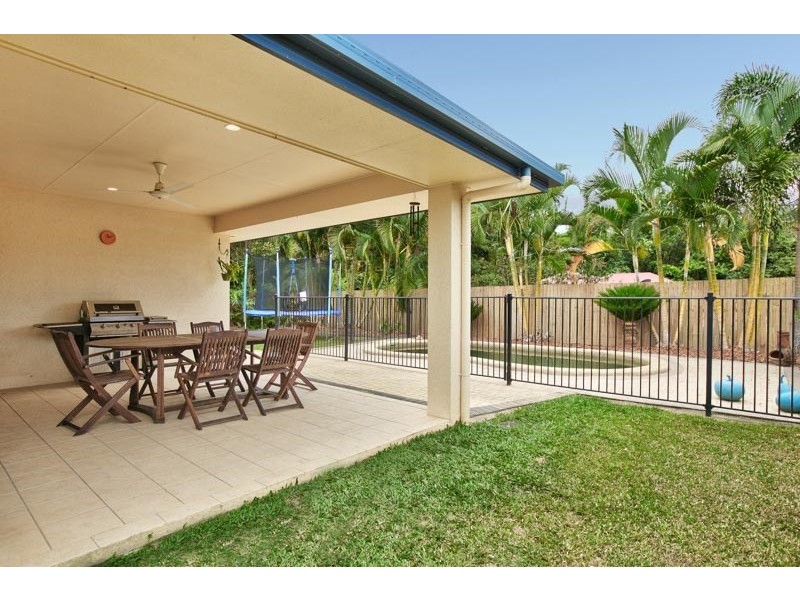 14 Wheatley Avenue, Bentley Park QLD 4869