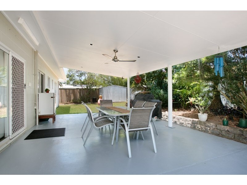 8 Vigilant Close, Bentley Park QLD 4869