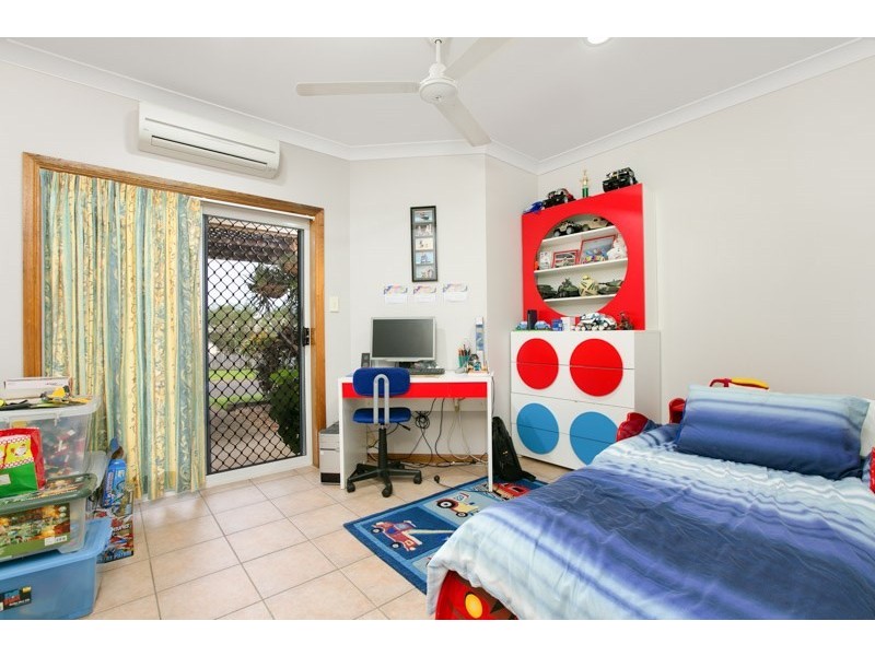 19 Normanby Close, Mount Sheridan QLD 4868