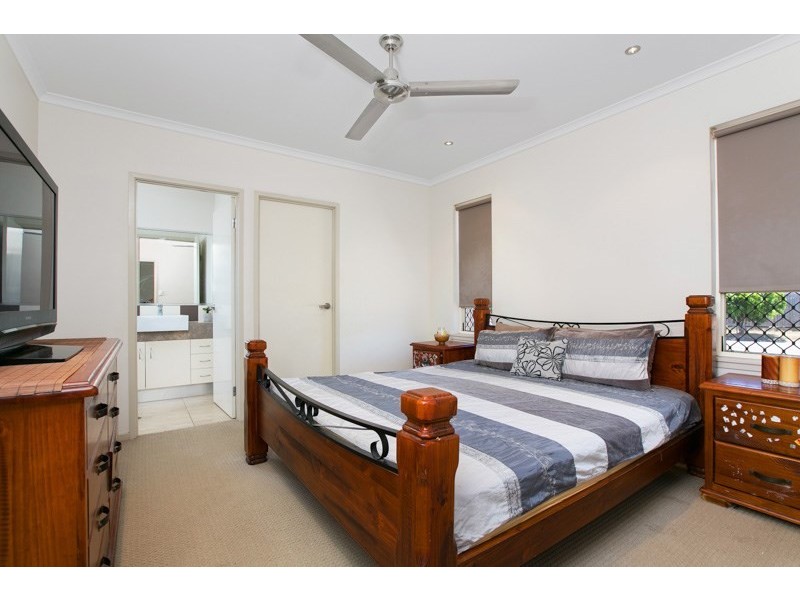 9 Mallory Close, Edmonton QLD 4869