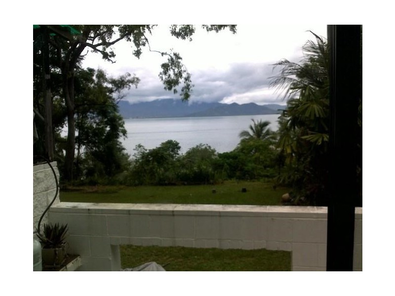 43 Yarrabah Road, East Trinity QLD 4871