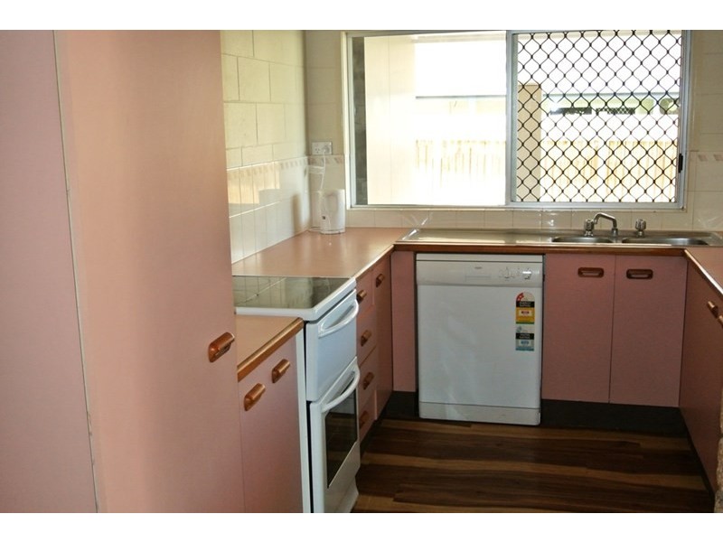 7 Vianen Close, Bentley Park QLD 4869