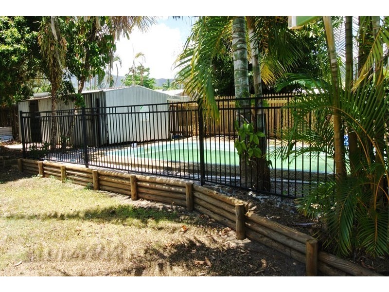 7 Vianen Close, Bentley Park QLD 4869