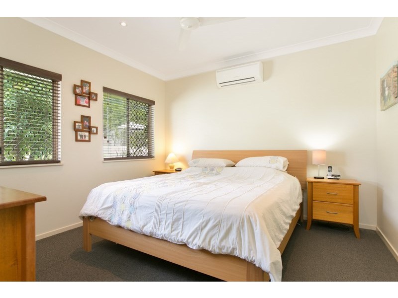 6 Anniebuka Close, Bentley Park QLD 4869