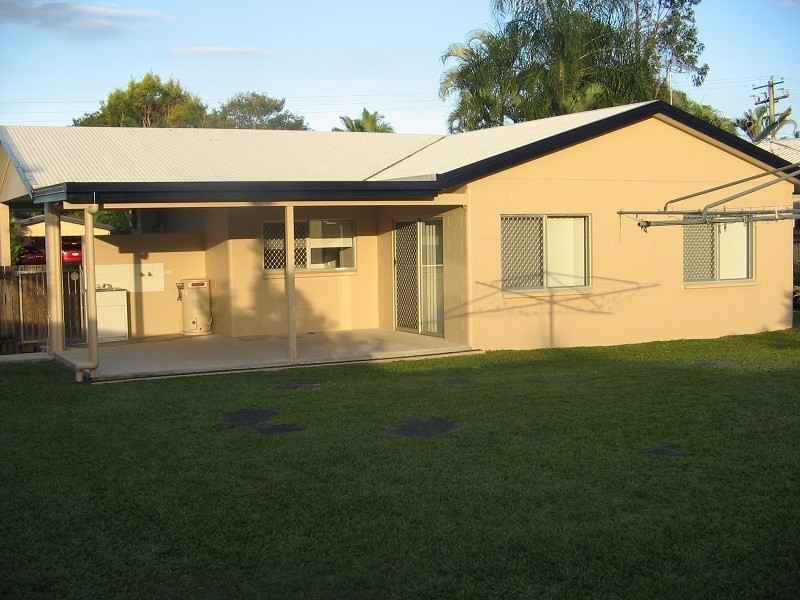 29 Bi Centennial Road, Bentley Park QLD 4869