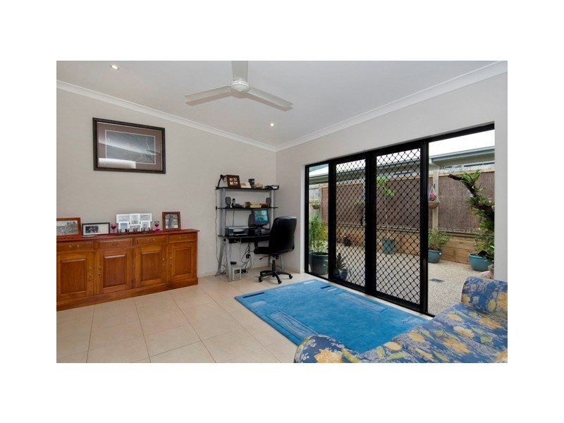 Bentley Park QLD 4869