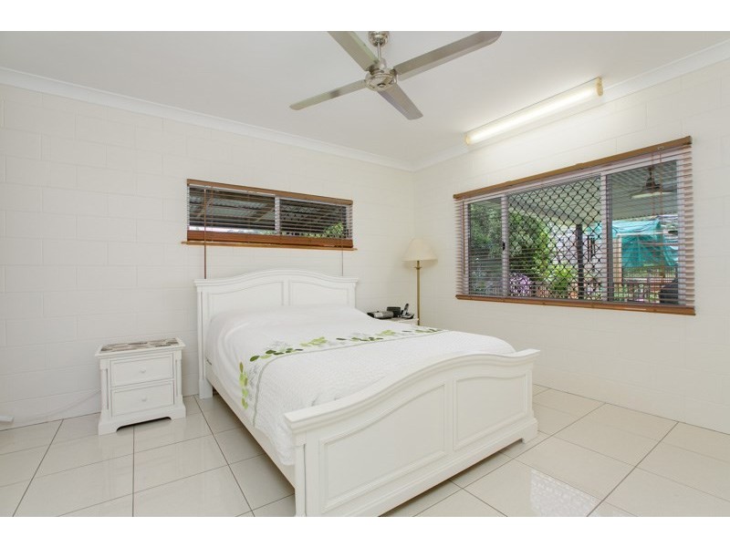 15 Bellbush Close, Mount Sheridan QLD 4868