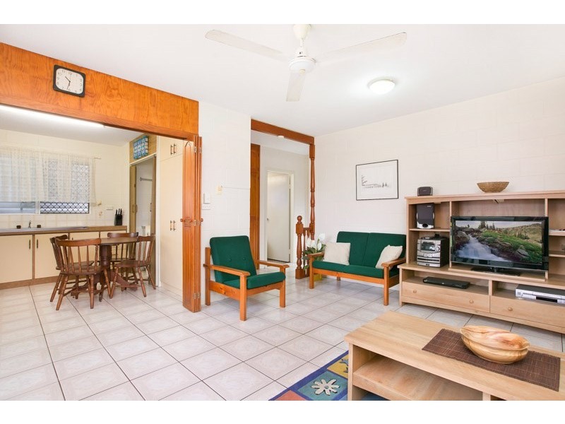 1/38-44 Boland Street, Westcourt QLD 4870