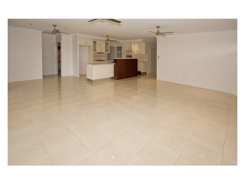 10 Wienert Street, Edmonton QLD 4869