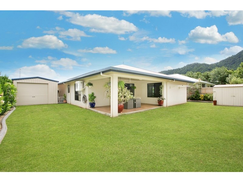 8 Bromell Close, Redlynch QLD 4870