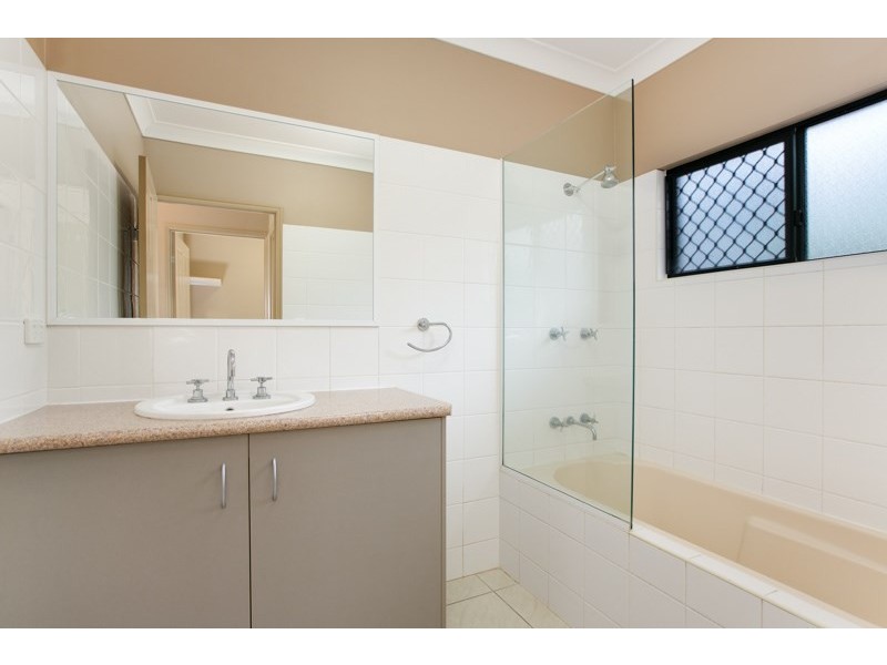 12 Tin Sang Close, Edmonton QLD 4869