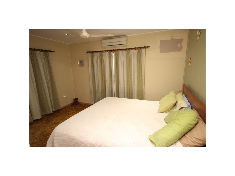 36 Queen Street, Edmonton QLD 4869