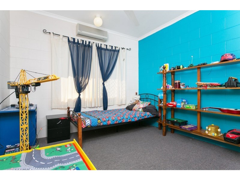 9 Peate Close, Edmonton QLD 4869