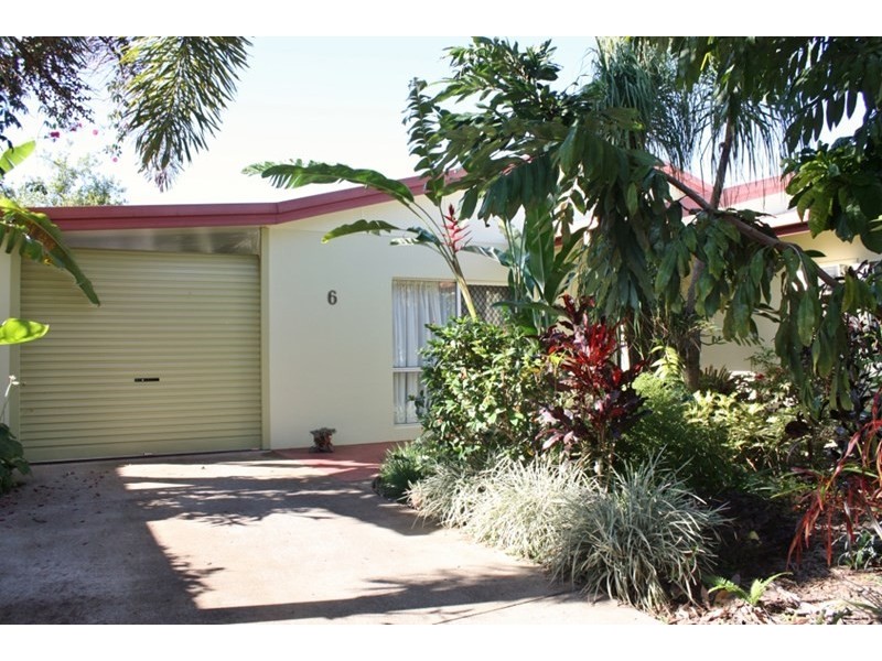 6 Wiskar Close, Bentley Park QLD 4869