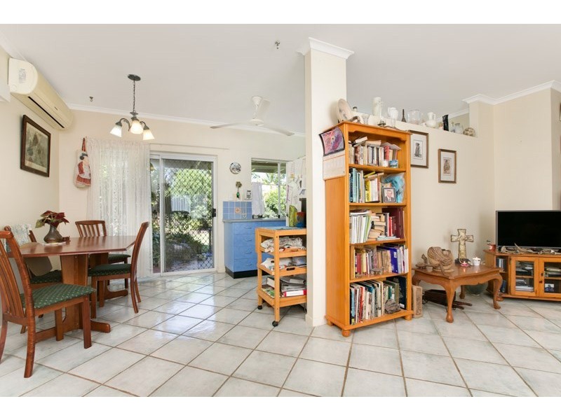 6 Wiskar Close, Bentley Park QLD 4869