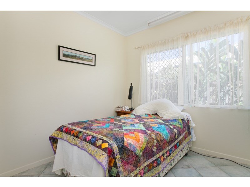 6 Wiskar Close, Bentley Park QLD 4869