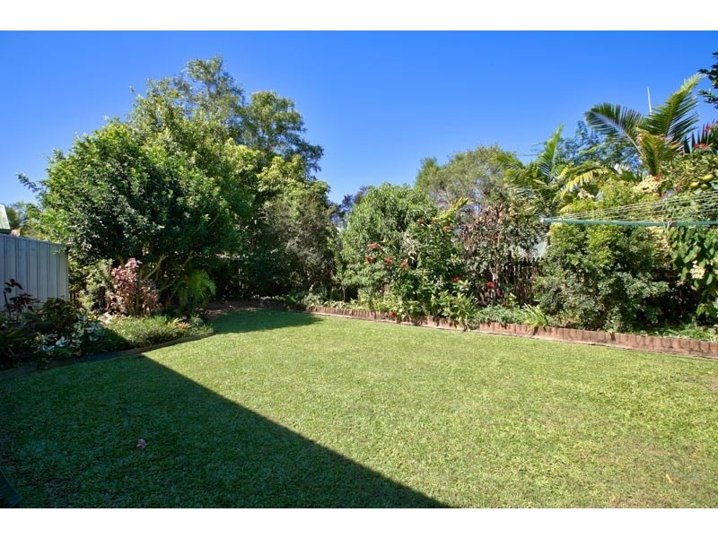 6 Wiskar Close, Bentley Park QLD 4869