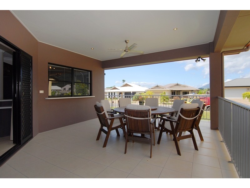 Bentley Park QLD 4869