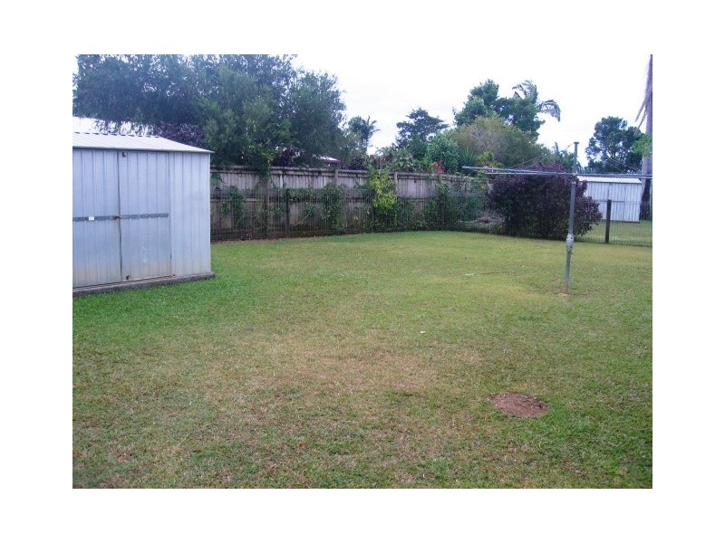 17 McLaughlin Road, Bentley Park QLD 4869