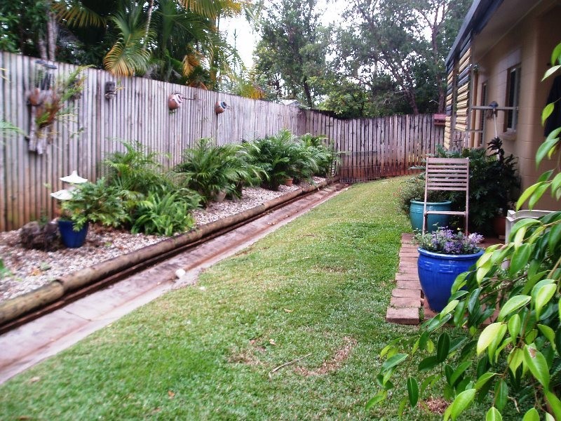 Bentley Park QLD 4869