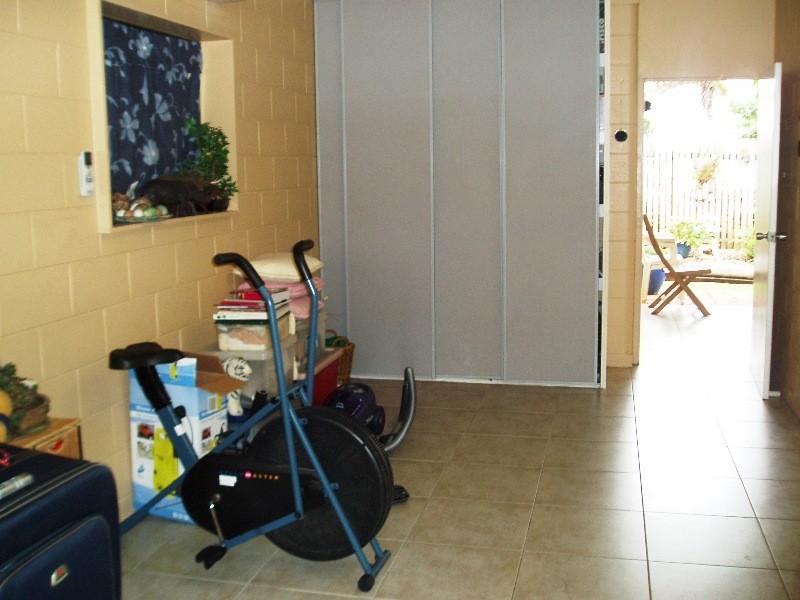 Bentley Park QLD 4869