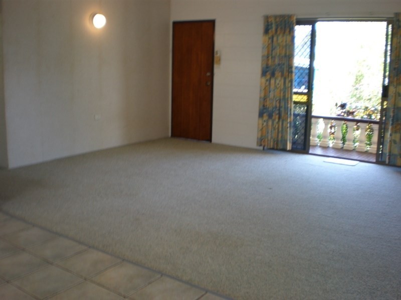 2/2 Maria Street, Woree QLD 4868