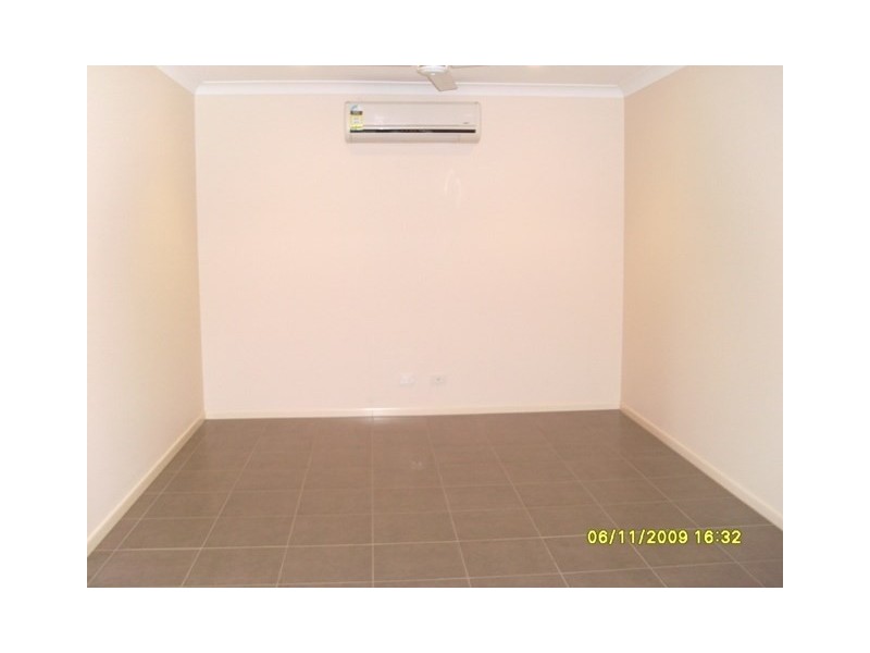 Bentley Park QLD 4869