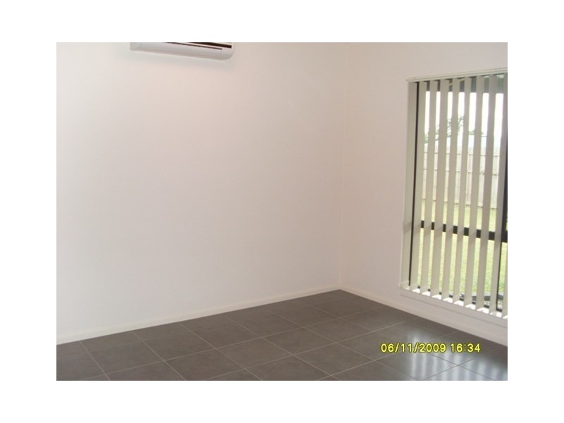 Bentley Park QLD 4869