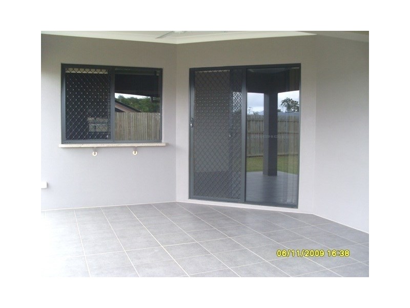 Bentley Park QLD 4869