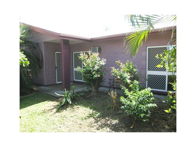 12 Hay Street, Mount Sheridan QLD 4868