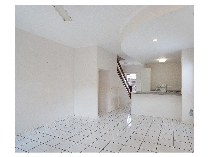 12/42 Springfield Crescent, Manoora QLD 4870