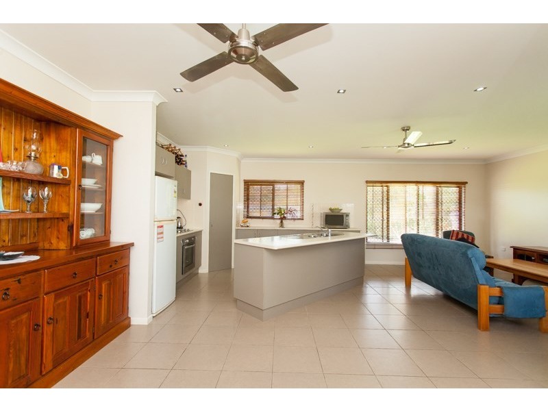 22 Starr Close, Bentley Park QLD 4869