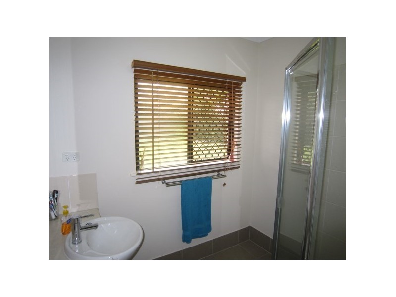 22 Starr Close, Bentley Park QLD 4869