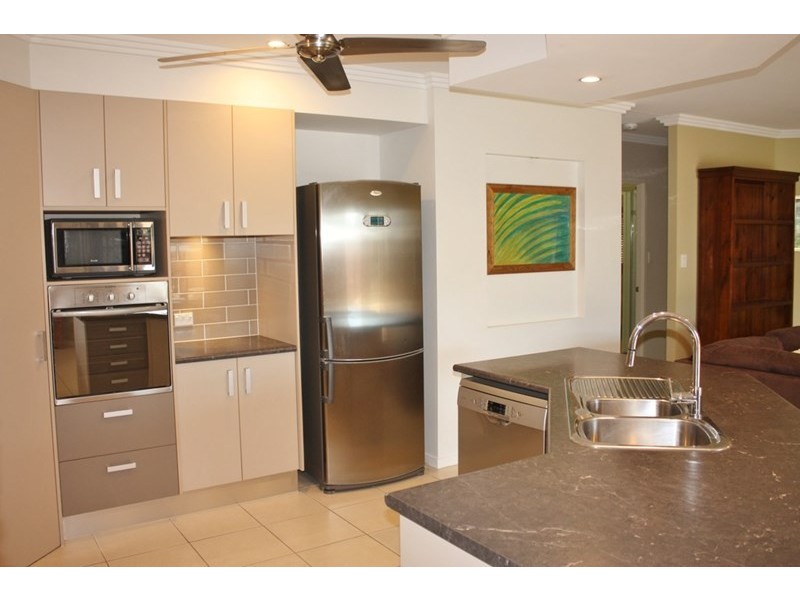 9 Laidley Close, Bentley Park QLD 4869