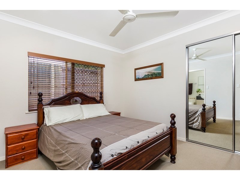9 Laidley Close, Bentley Park QLD 4869