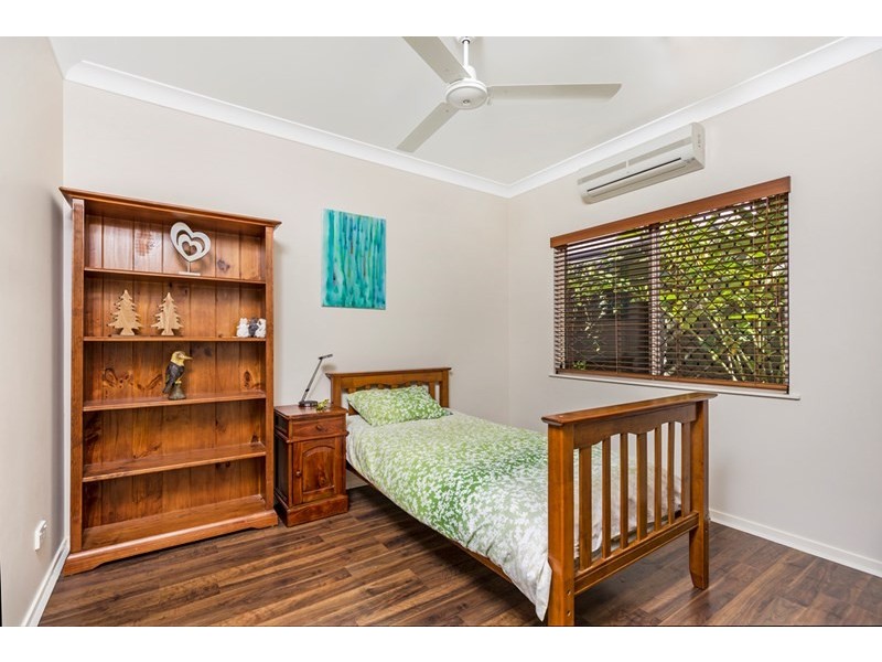 9 Laidley Close, Bentley Park QLD 4869