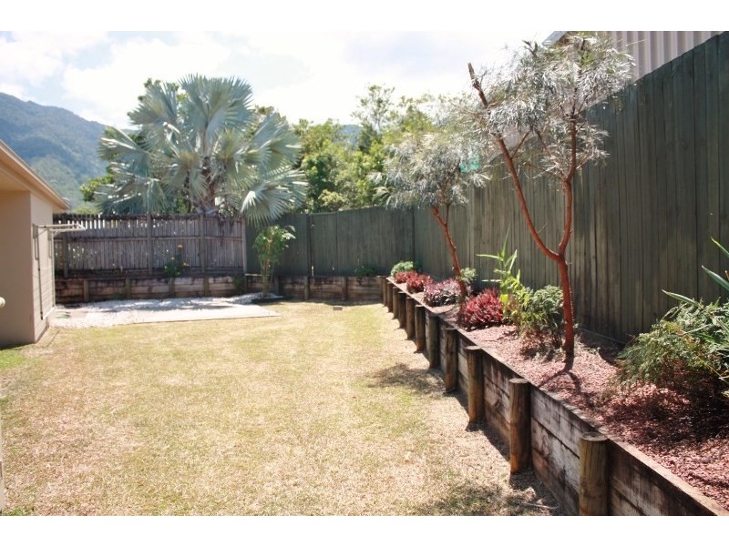 9 Laidley Close, Bentley Park QLD 4869