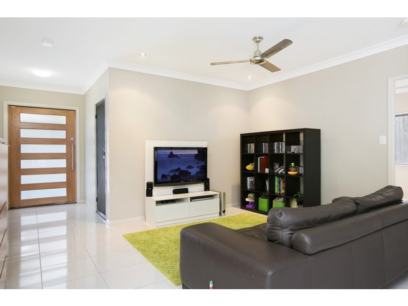 7 Mauro Close, Bentley Park QLD 4869