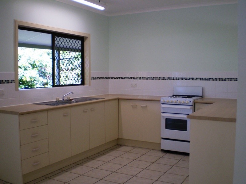 77 Resolution Drive, Bentley Park QLD 4869