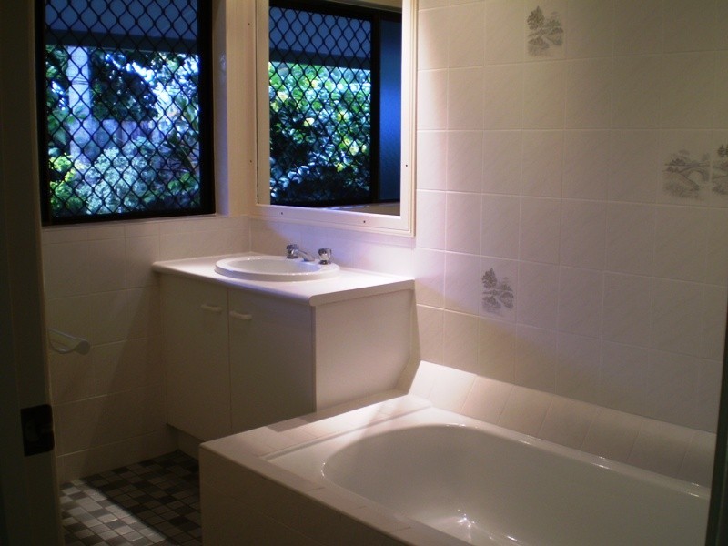 77 Resolution Drive, Bentley Park QLD 4869